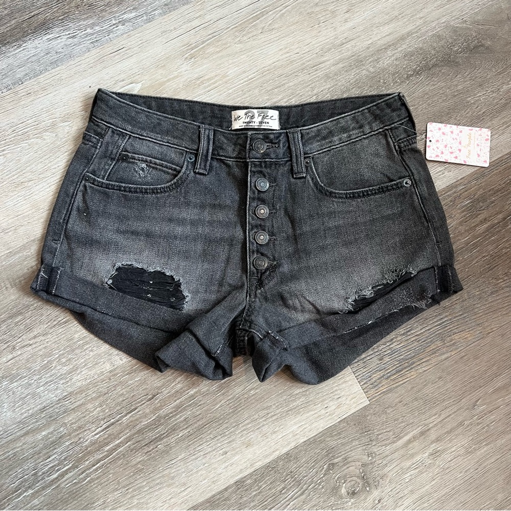 NWT Free People We The Free distressed denim shorts in Black Mambo